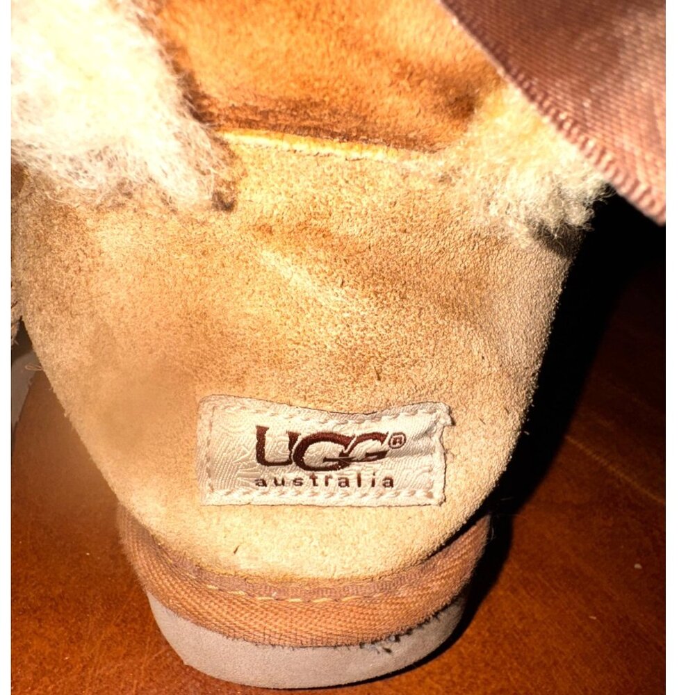 UGG Australia Womens Classic Short Sheepskin Boots With Bows Tan Size 8 - Picture 7 of 10